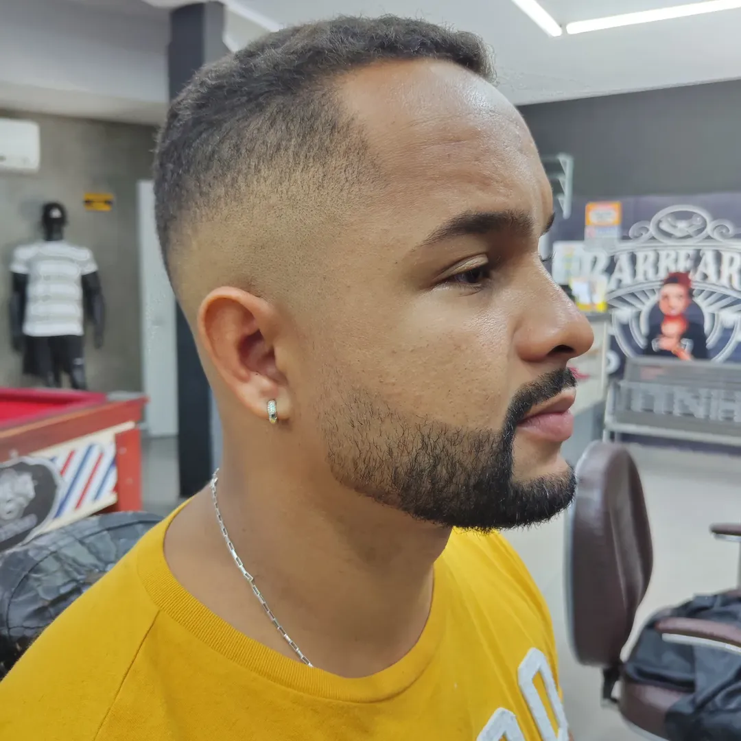 Barba e Acabamento